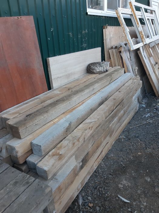 Продам брус 10 × 10 см. длина 2м - 2,5м
