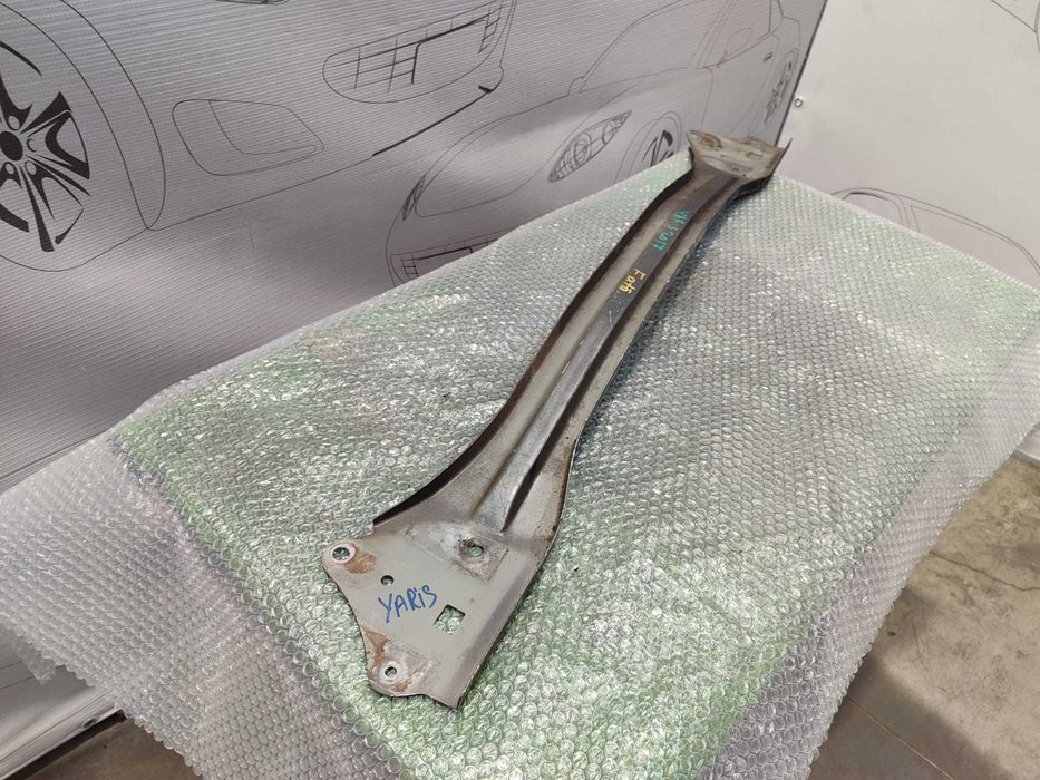 Traversă bară spate Toyota Yaris 52172-0D020 2017 / [2012-2020] / (1C3)