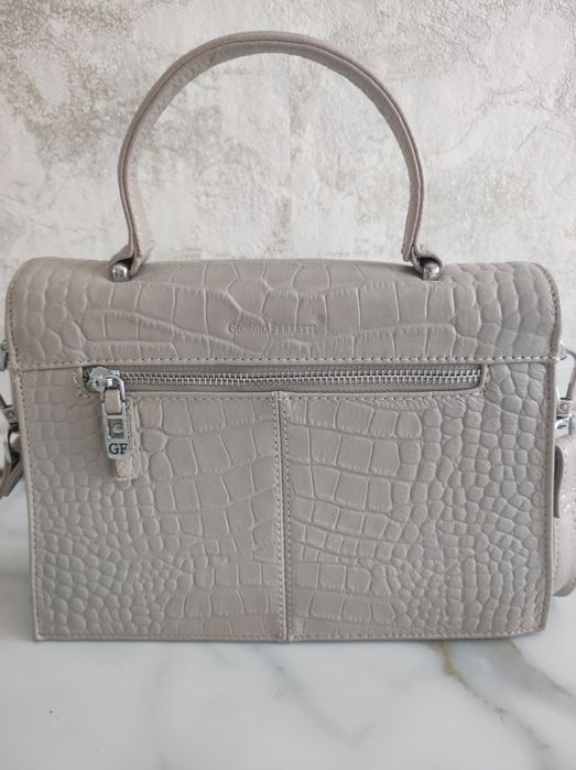 Продам новую кожаную сумку. Европа