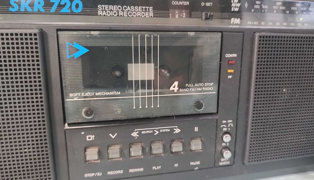 Ретро SKR 720 INCOMS Mezdra vintage cassette player радиокасетофон