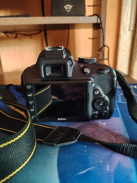 Vând Nikon D3300
