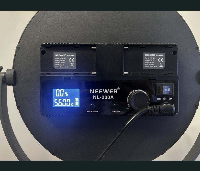 Lampă LED Neewer NL-200A