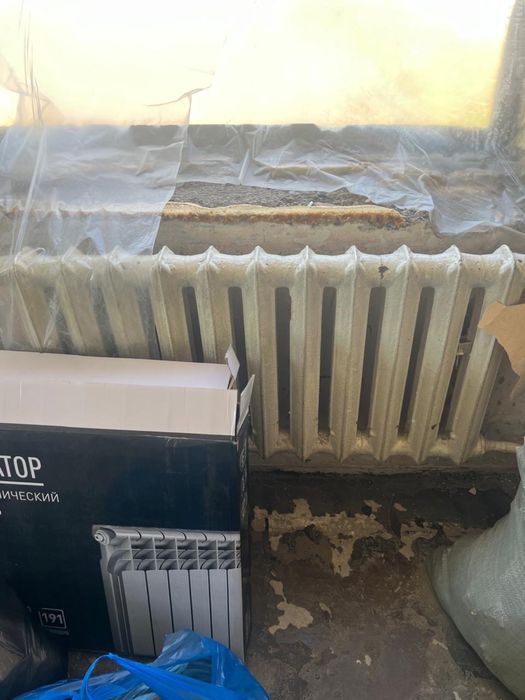 Продам чугунные батареи