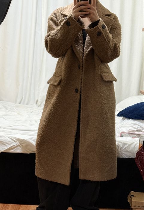 Palton lung teddy zara cu eticheta