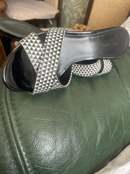 Продам обувь летнюю без пятки