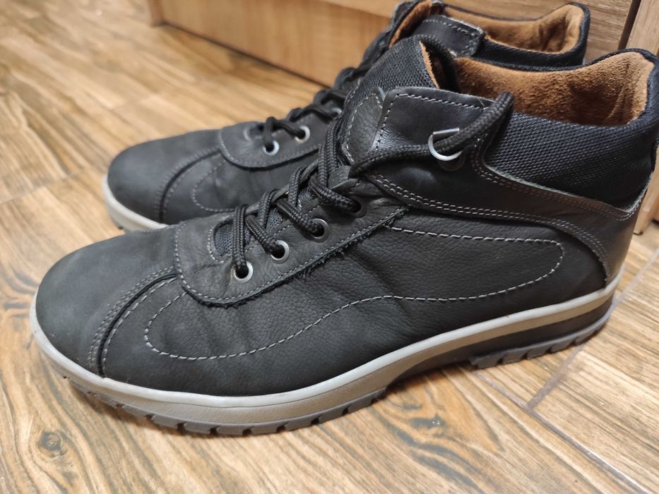 Мъжки стилни боти