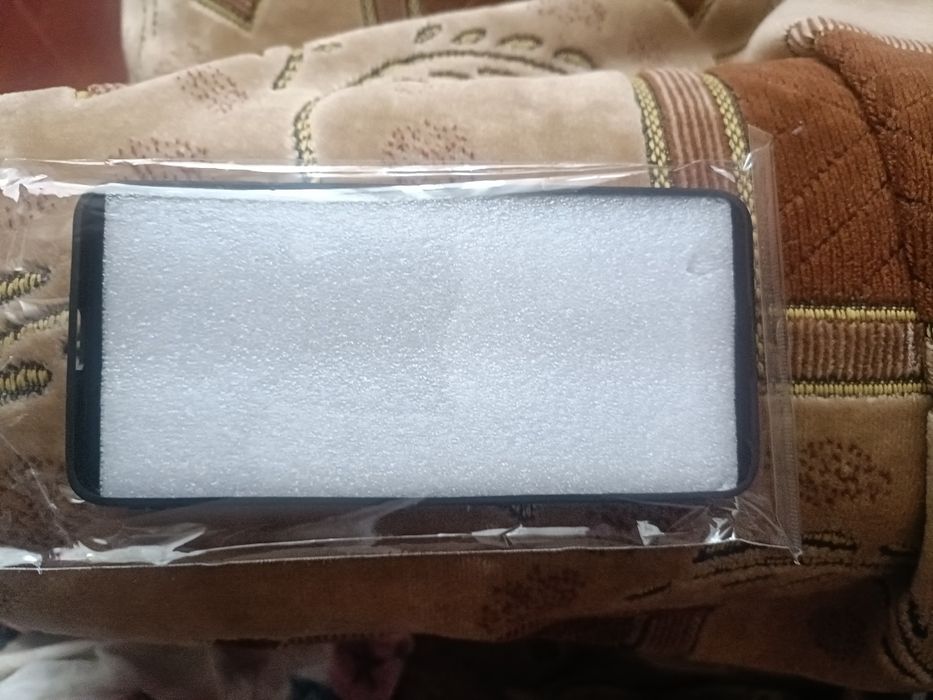 Продается новый чехол на телефон