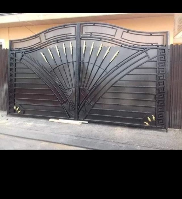 Porți din fier forjat