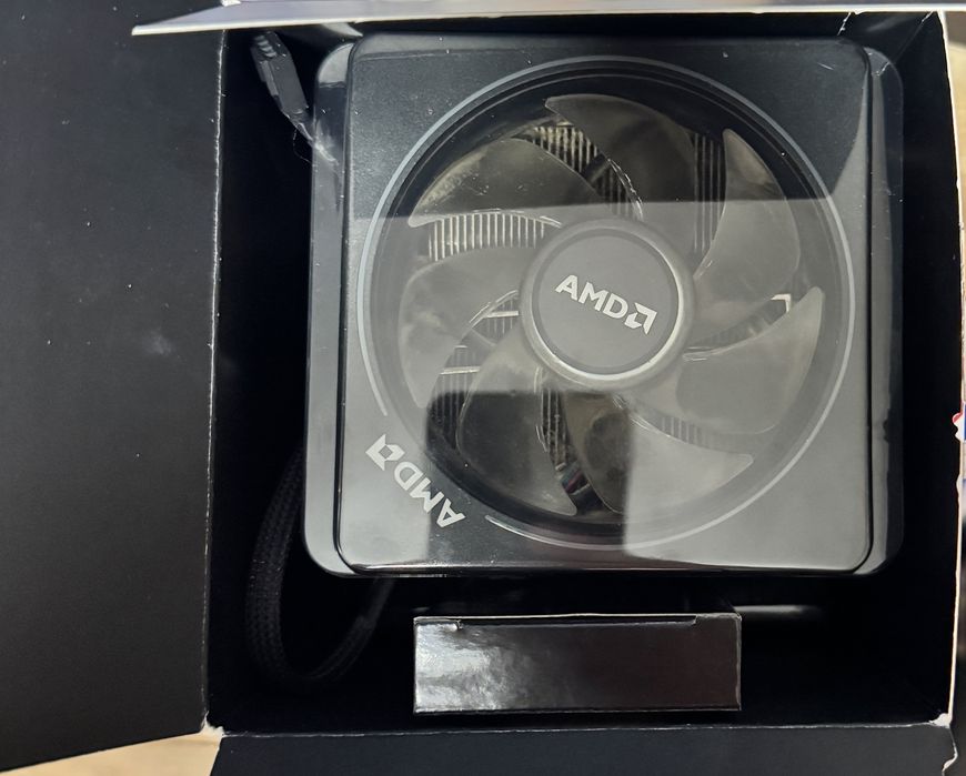 AMD Ryzen 7 2700X