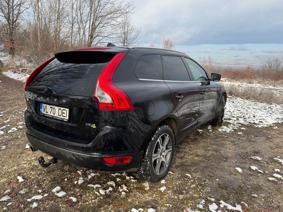 VOLVO XC60 2011 — imagine 3