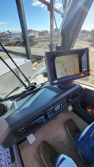 Inchiriez Macara LIEBHERR 60t 48m - Pitesti - Arges