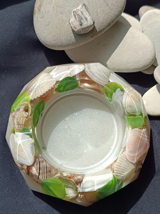 Пепелник от епоксидна смола