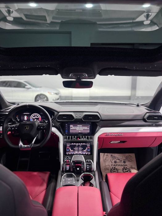 Lamborghini Urus (Mansory)
