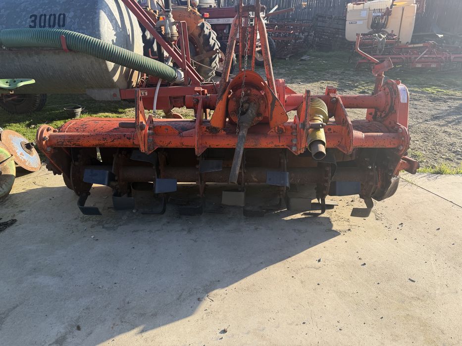 Freza Howard 1,8 m masa lucru