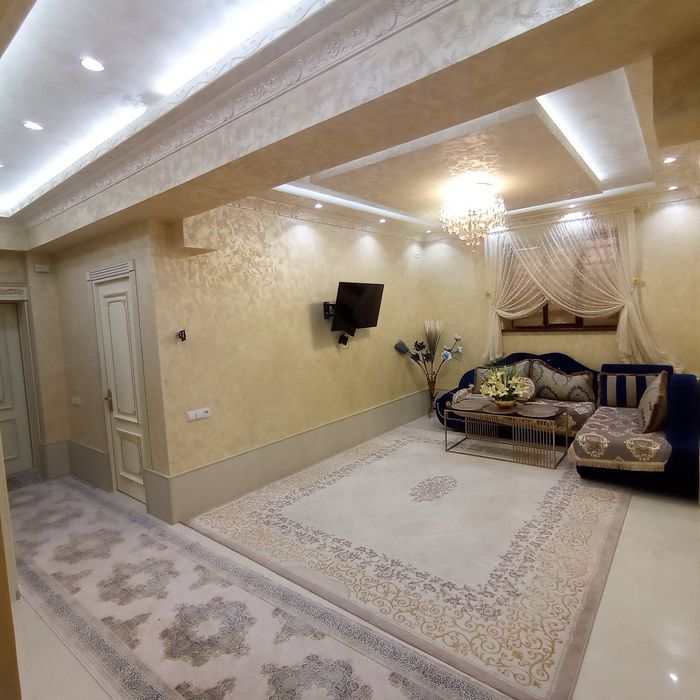 Замона тойхона ропарасида
Массив Кизгалток 1-дом
2-подез 15Кв
3-етажли