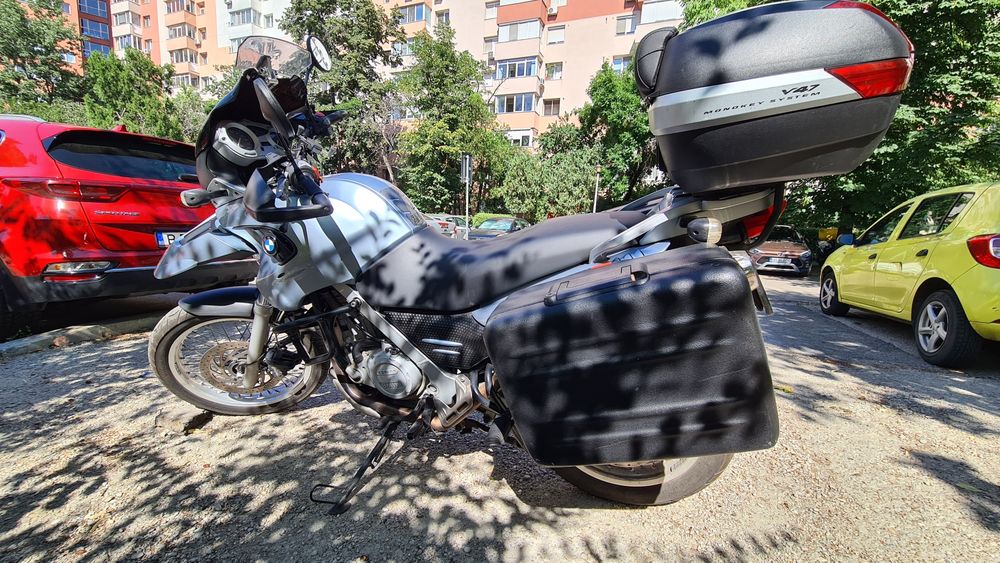 Vând moto BMW F650 Gs,an 2005,twin spark,46000 km,în stare foarte buna