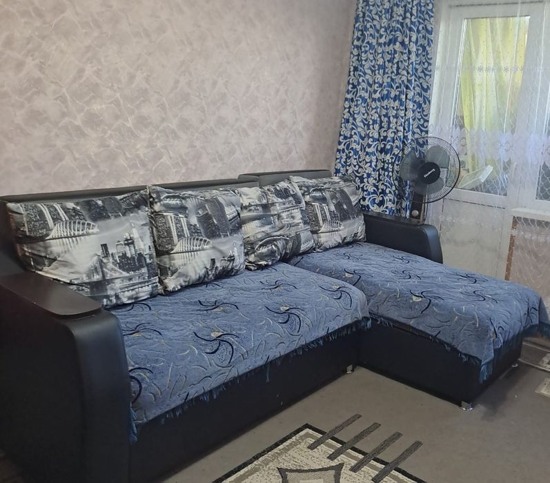 Продам угловой диван!