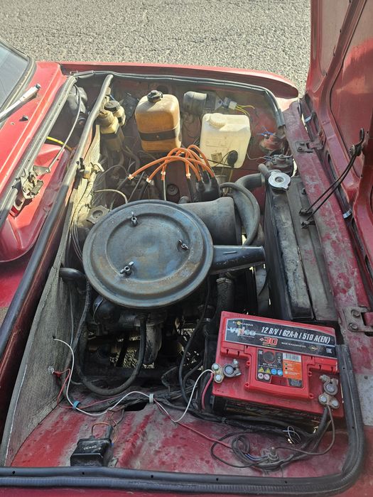 Жигули ВАЗ 21011 ТОРГ У КАПОТА