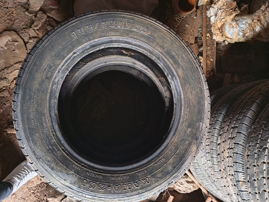 Продам шины всесезонные на газель