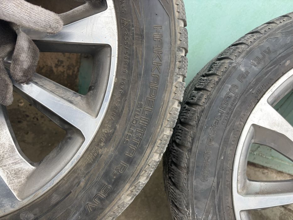 Продам резину 255/50/19