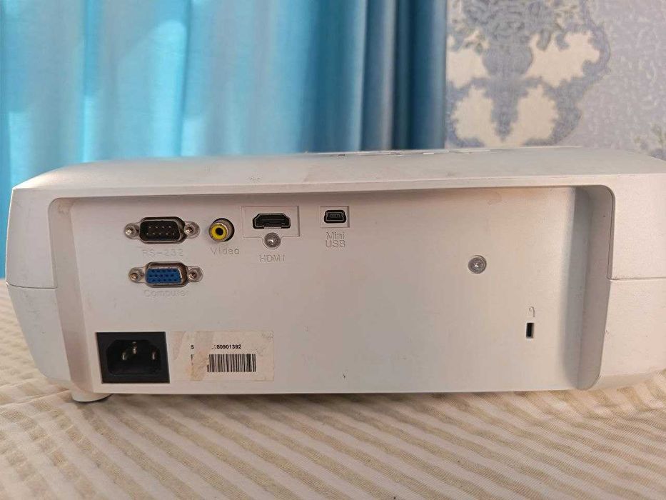 ViewSonic PA502S proyektor sotiladi!