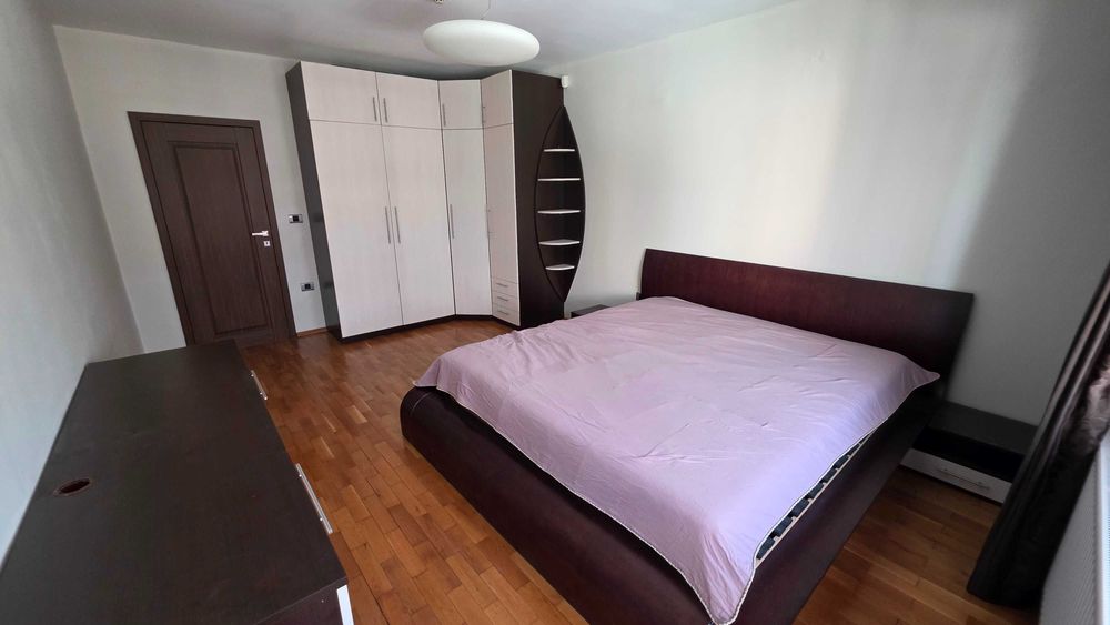 Дава се под наем Тристаен апартамент в Варна, Бриз - 123 кв.м за 1495.83 € - Снимка #16