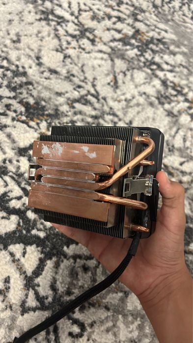 Procesor ryzen 7 2700X  si cooler AMD