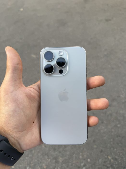 Продам Iphone 15 pro