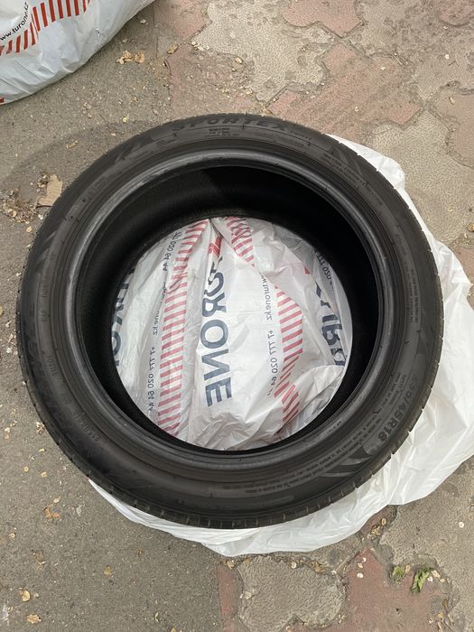 Резина TREANGLE срочно продаю 235/45/18