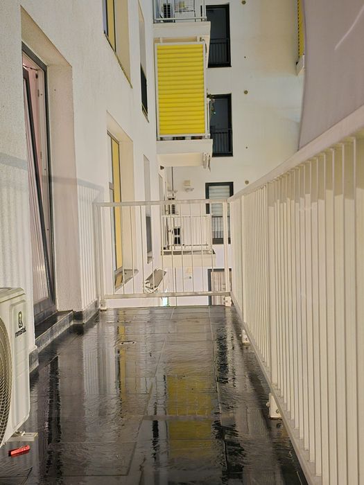 Închiriez apartament 2 camere + dressing + balcon 10mp Arbo Residence