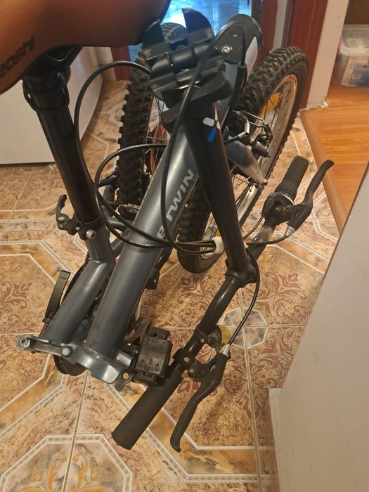 BTWIN Bicicletă pliabilă Fold120 Gri +cauciucuri tip MTB+ accesorii
Bicicletă pliabilă Fold120 Gri