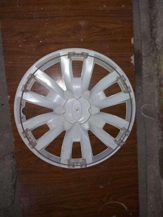 Продам колпаки .