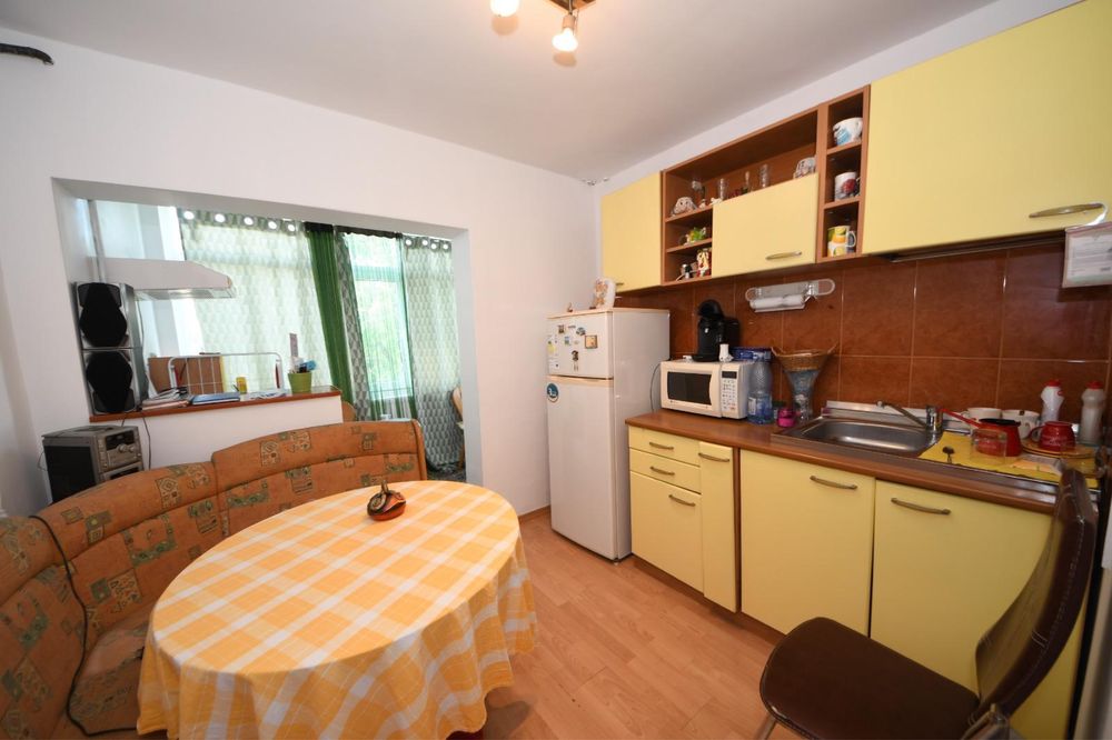Inchiriez apartament IC Frimu