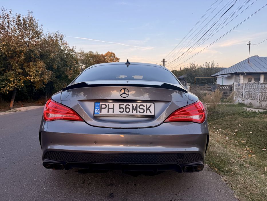 Mercedes Benz CLA 180