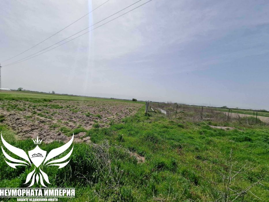 Продавам парцел статут УПИ 870кв.м. в с.Крислово, общ.Марица