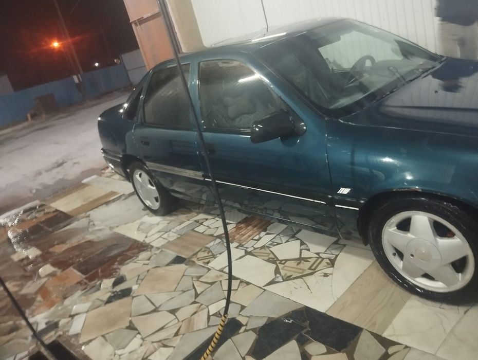 Срочно опель вектра сатылады