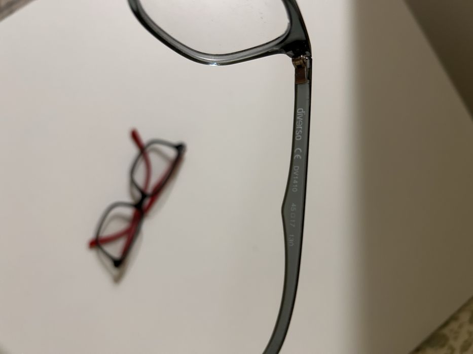 Продам оправы для очков детские