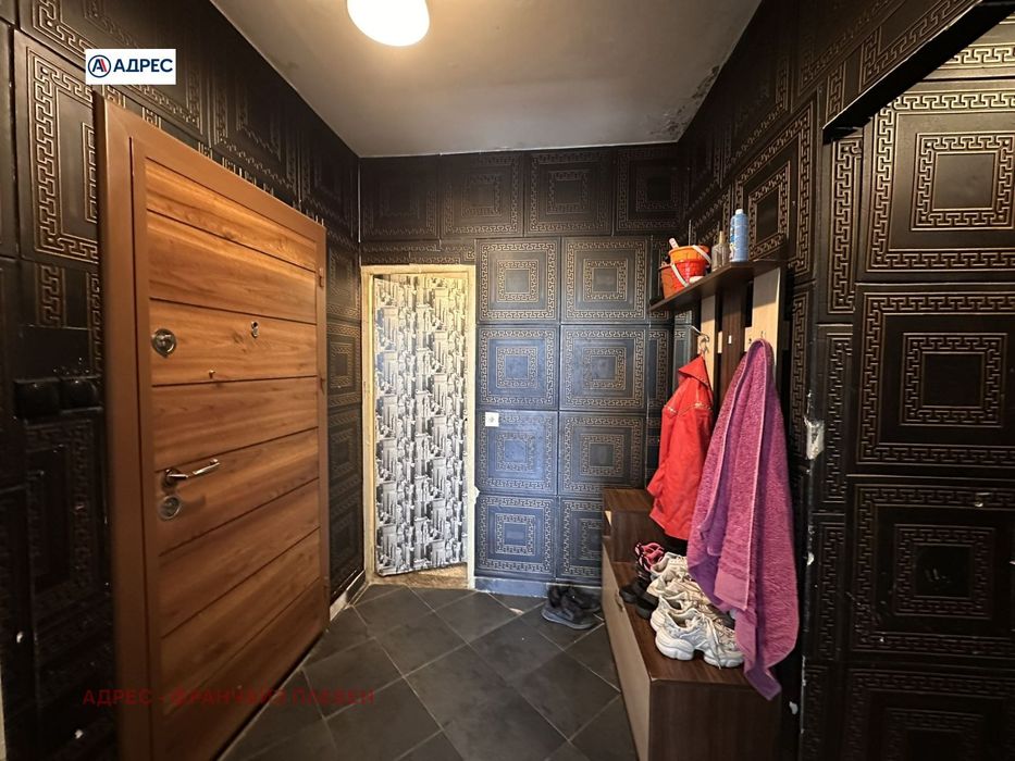 2-стаен в Плевен-Сторгозия площ 74 цена 85000