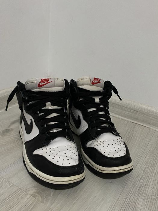 Adidasi Nike Dunk High