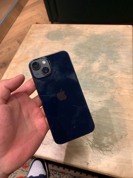 Продам iPhone 14