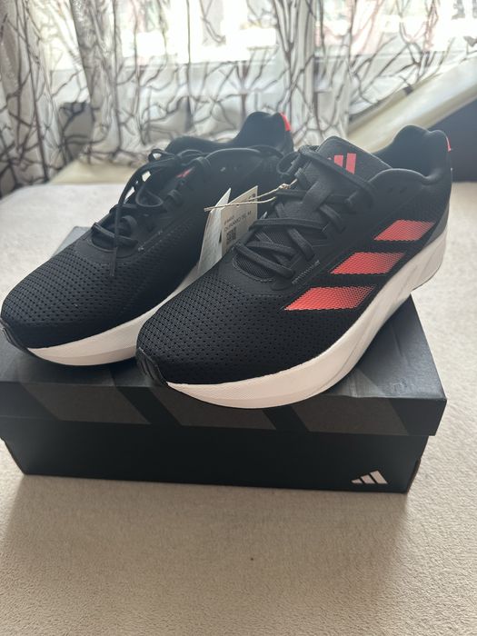Маратонки ADIDAS