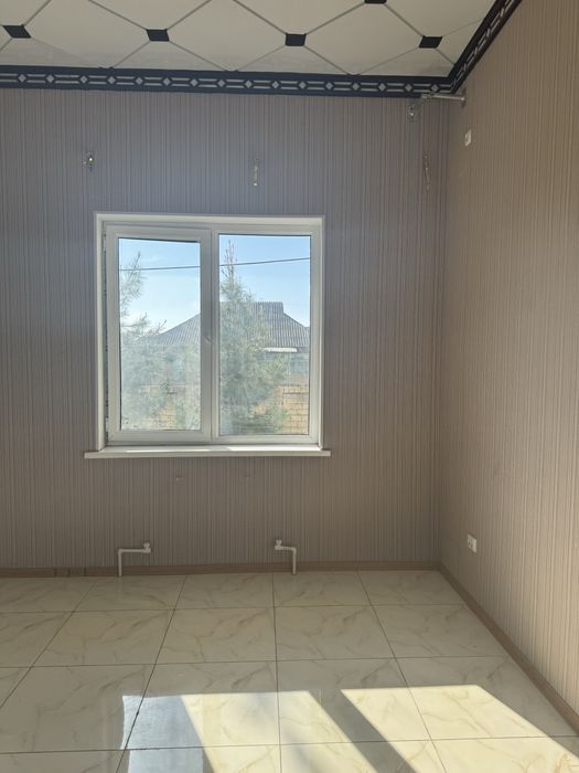 Гулистон шахар 1.1.6 32кв  квартира продается сотилади кредити йук