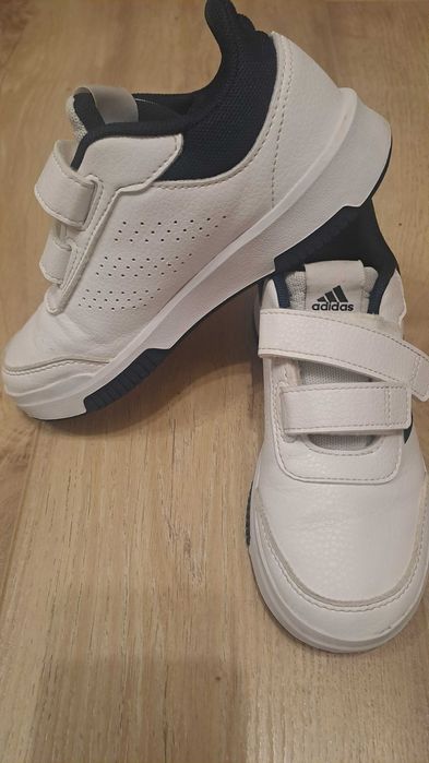 Деткки маратонки adidas размер 31 и 1/2