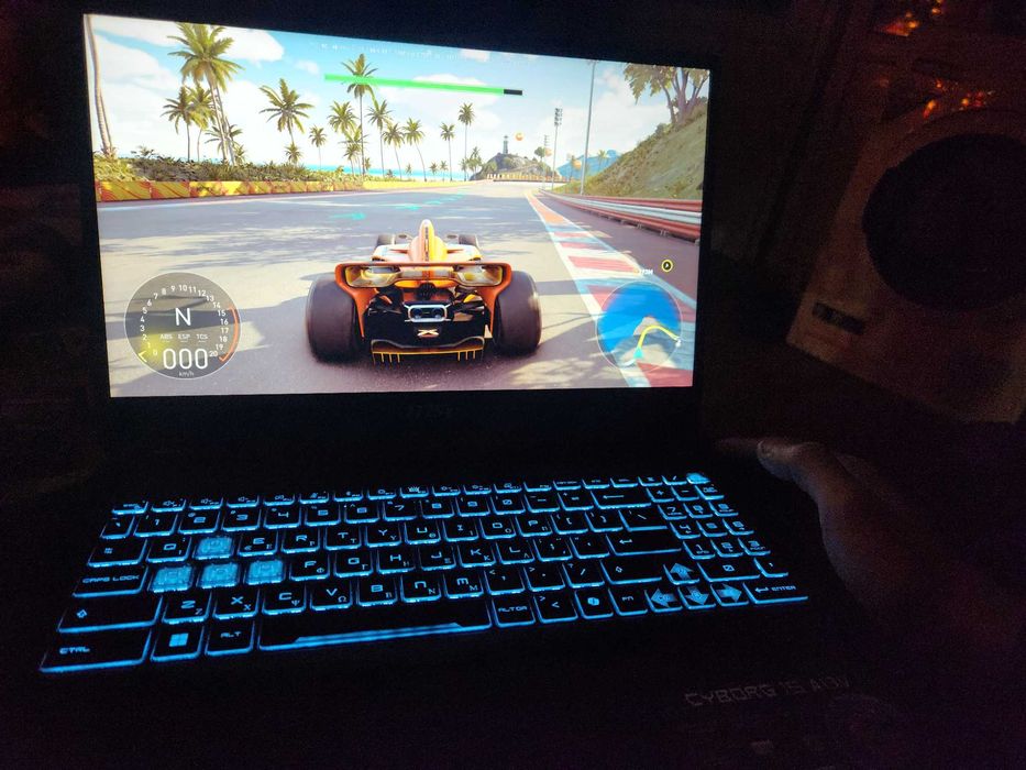 MSI CYBORG 15 A13V i7 13620H RTX4060 1TB