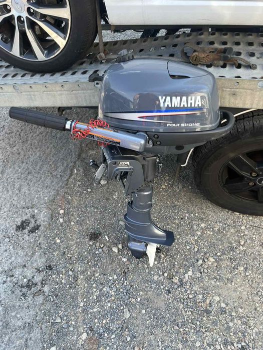 Извънбордов двигател Yamaha 4