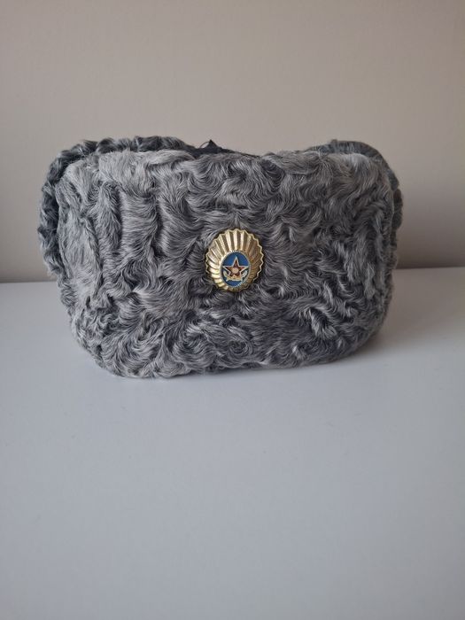 Шапка каракуль, кепка военная