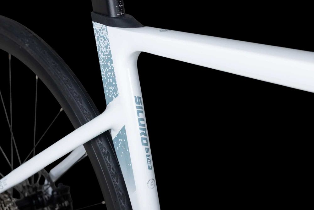 JAVA Siluro 6 Top 105 12 Speed Road Bike