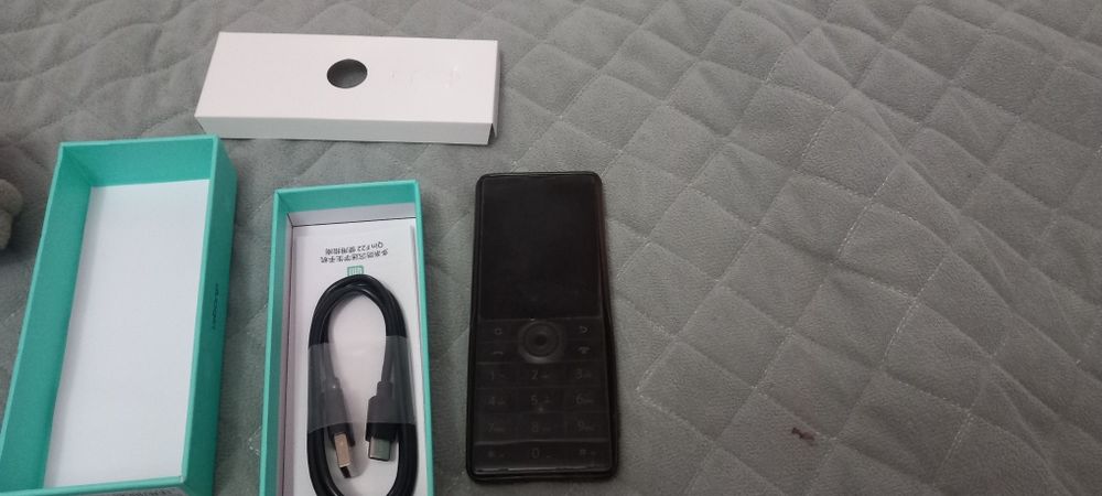 F 22 3/32 tali telefon sotiladi.