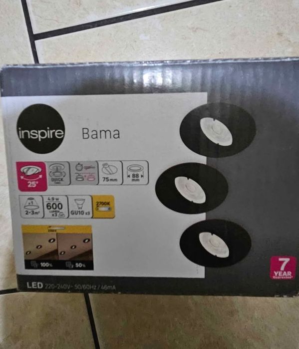 Spoturi incastrate , iluminat interior