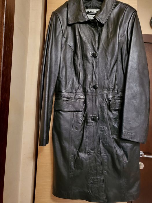 Дамско манто от естествена кожа